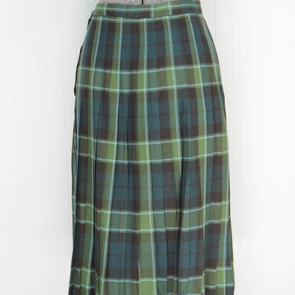 Woman's kilt breton tartan size 8 - Picture 1 of 3
